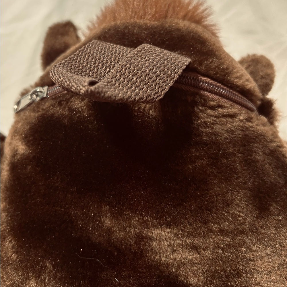 Back pack “Taz” The Tasmanian Devil - Picture 8 of 10